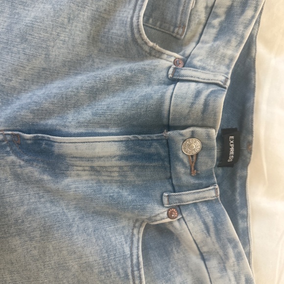 Express jeans size medium - Picture 3 of 4
